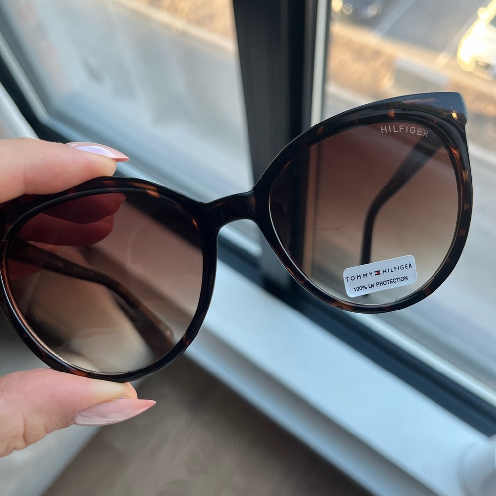 Tommy Hilfiger Brown Glasses Accessories